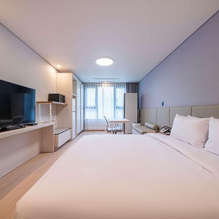 Surestay Plus Hotel By Best Western Asan Bagian luar foto