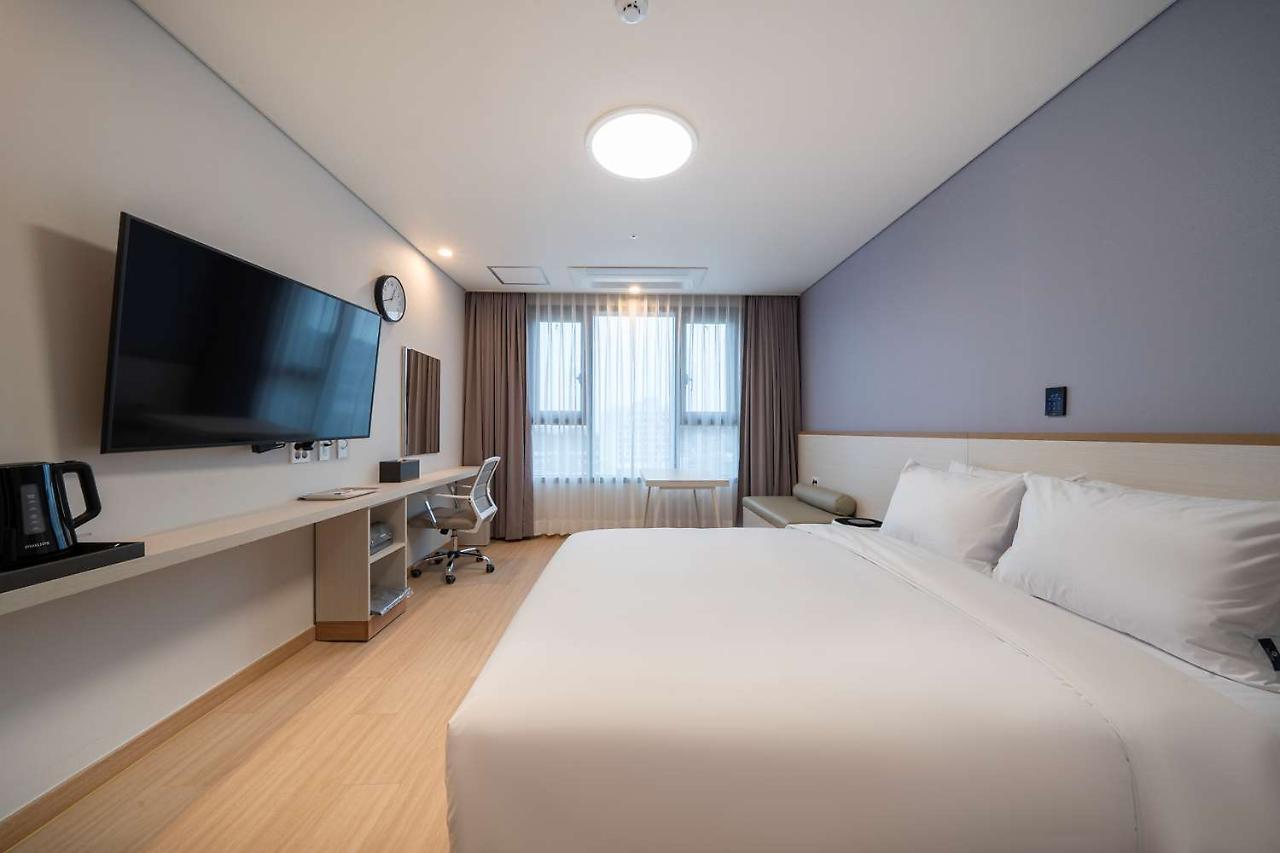 Surestay Plus Hotel By Best Western Asan Bagian luar foto