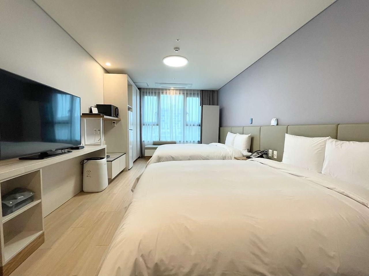 Surestay Plus Hotel By Best Western Asan Bagian luar foto